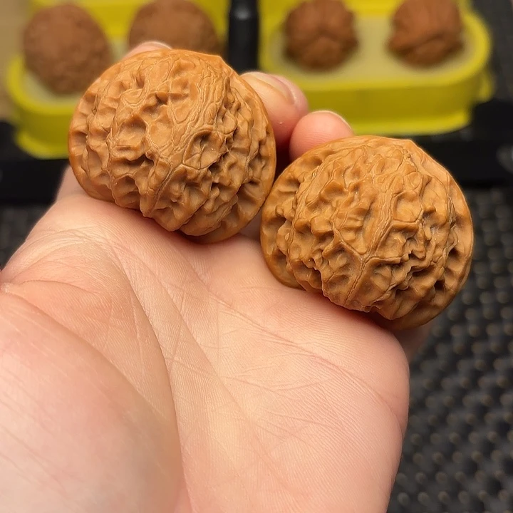 文玩核桃吊坠40桃心宫灯狮子头