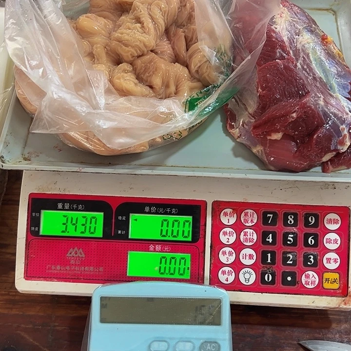 广西土耕马马肉、送马油沙姜小米辣12个月中国大陆