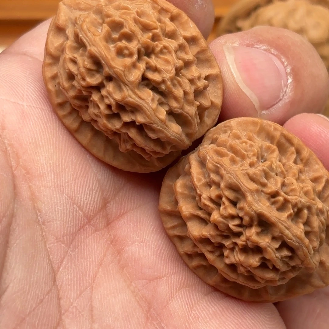 把件文玩核桃荔枝纹