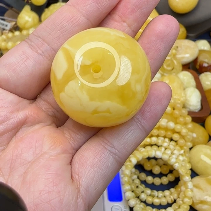 未镶嵌颈饰蜜蜡天然蜜蜡