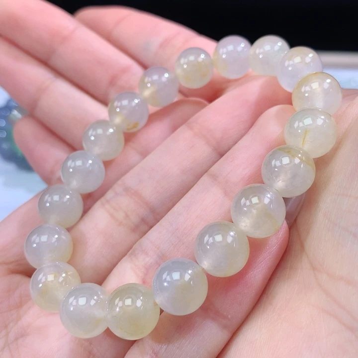 翡翠手链未镶嵌翡翠