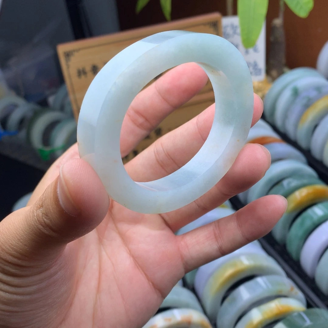 未镶嵌手链翡翠定制手镯