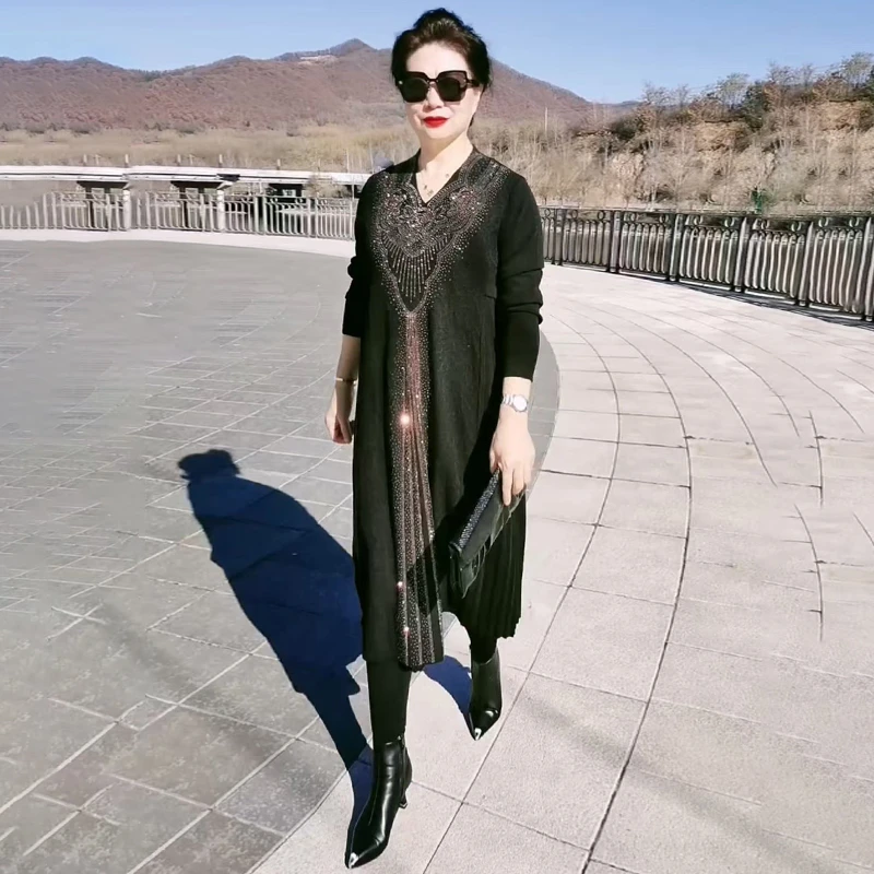 90145遮肚高贵连衣裙穿可礼服平时婚宴秋款妈妈套头婆婆大码V提花