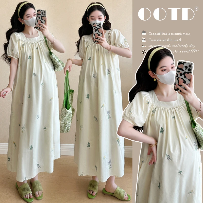 2025年夏季新款韩版时尚甜美减龄重工刺绣清新连衣裙宽松大码