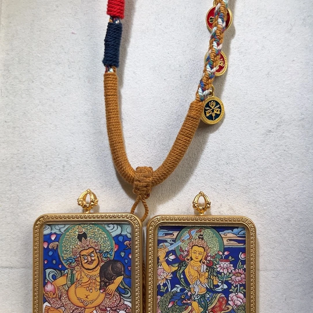 风***.吊坠双面定制  绿度母