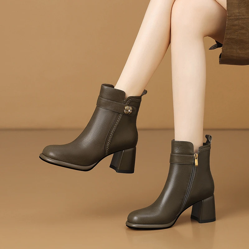 7cm高跟短靴女秋冬圆头粗跟羊皮靴子英伦风复古通勤百搭马丁靴