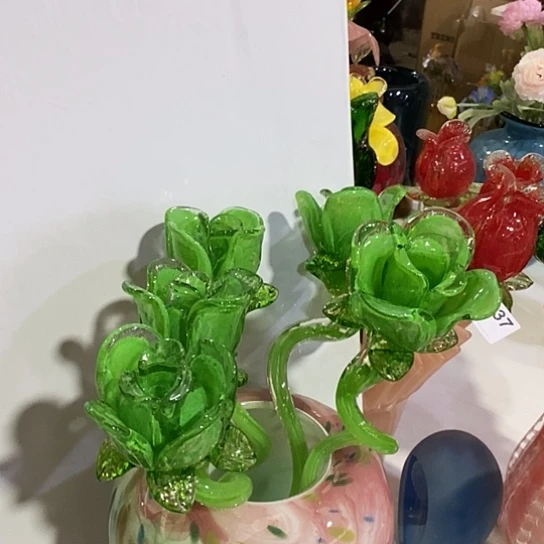 琉璃花瓶高45厘米宽12厘米
