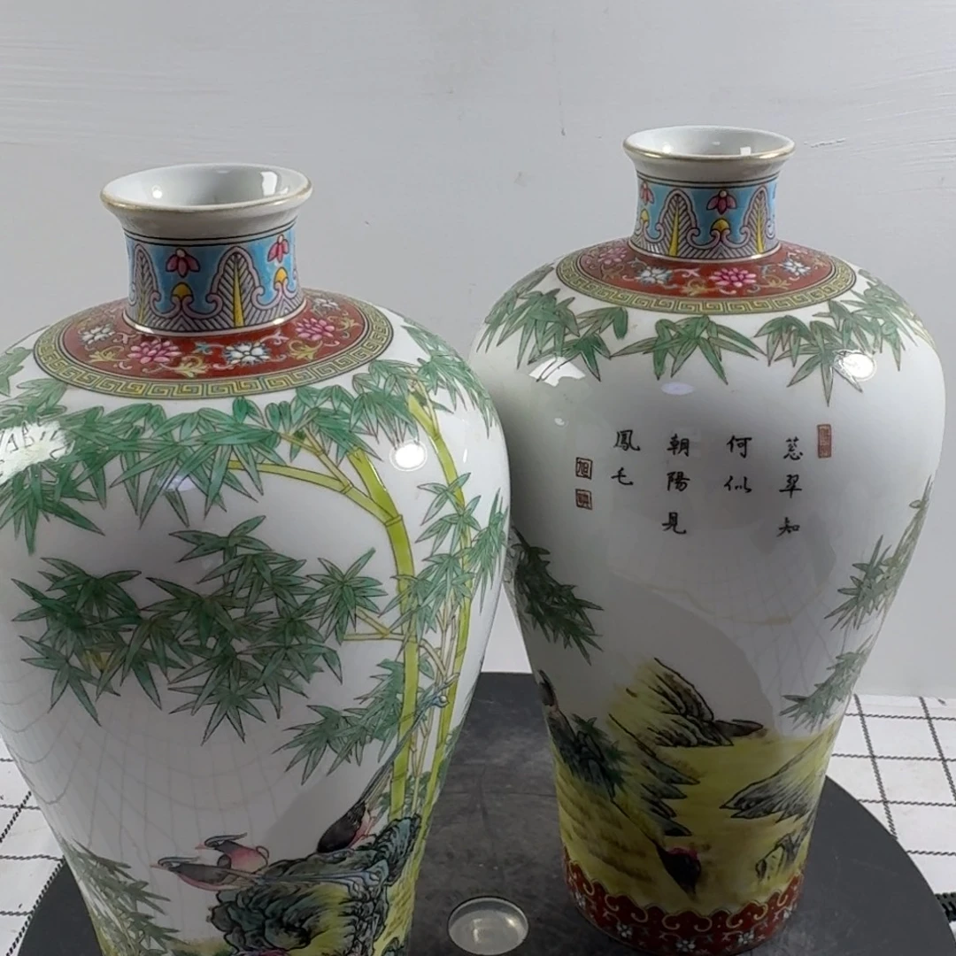 波***瓶粉彩花卉纹陶瓷瓶