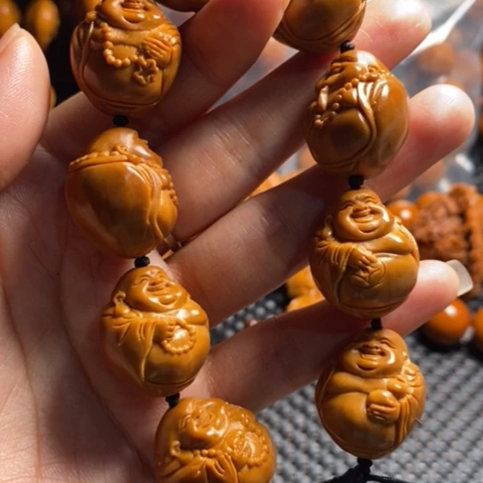 橄榄核吊坠光背弥勒