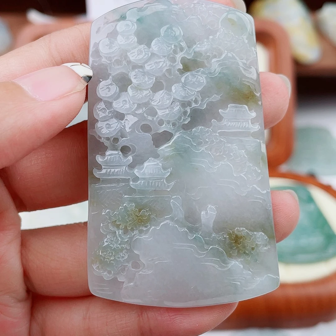 翡翠未镶嵌项圈山水