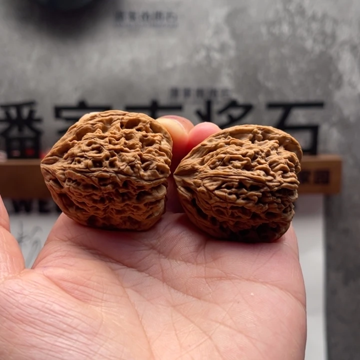 文玩核桃把件魔**士南疆