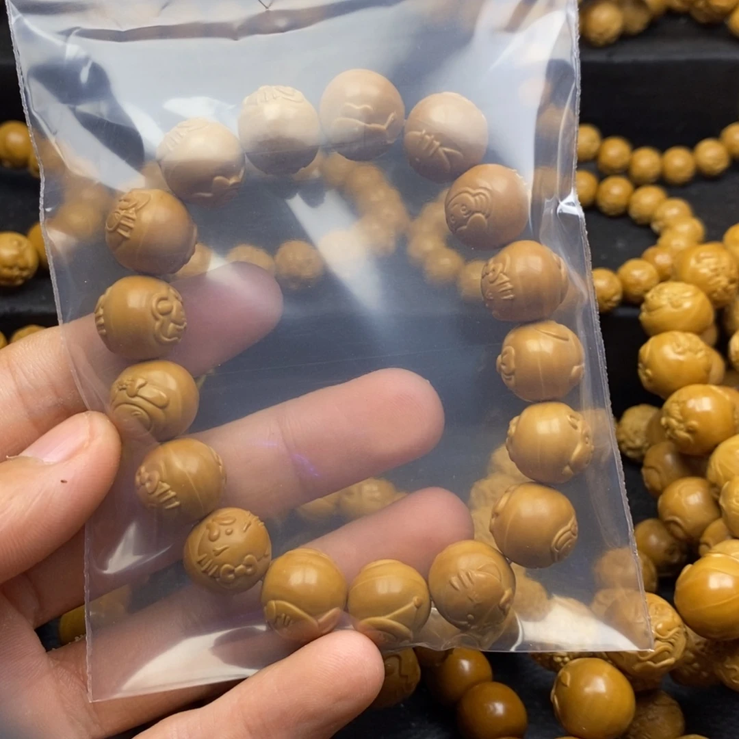 晚***晚手串猴头核桃直播间
