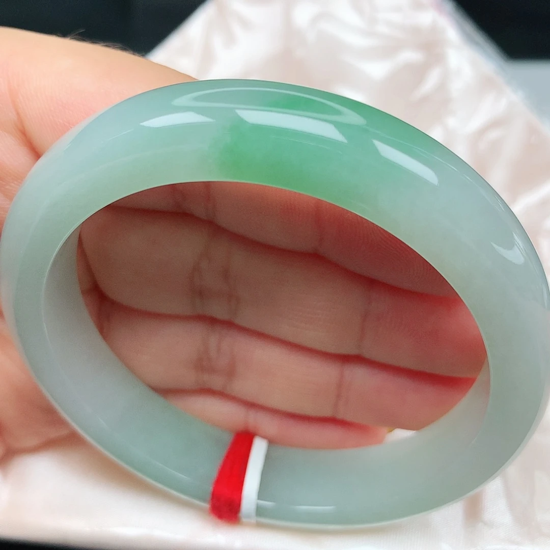 未镶嵌手镯翡翠9冰胶飘绿