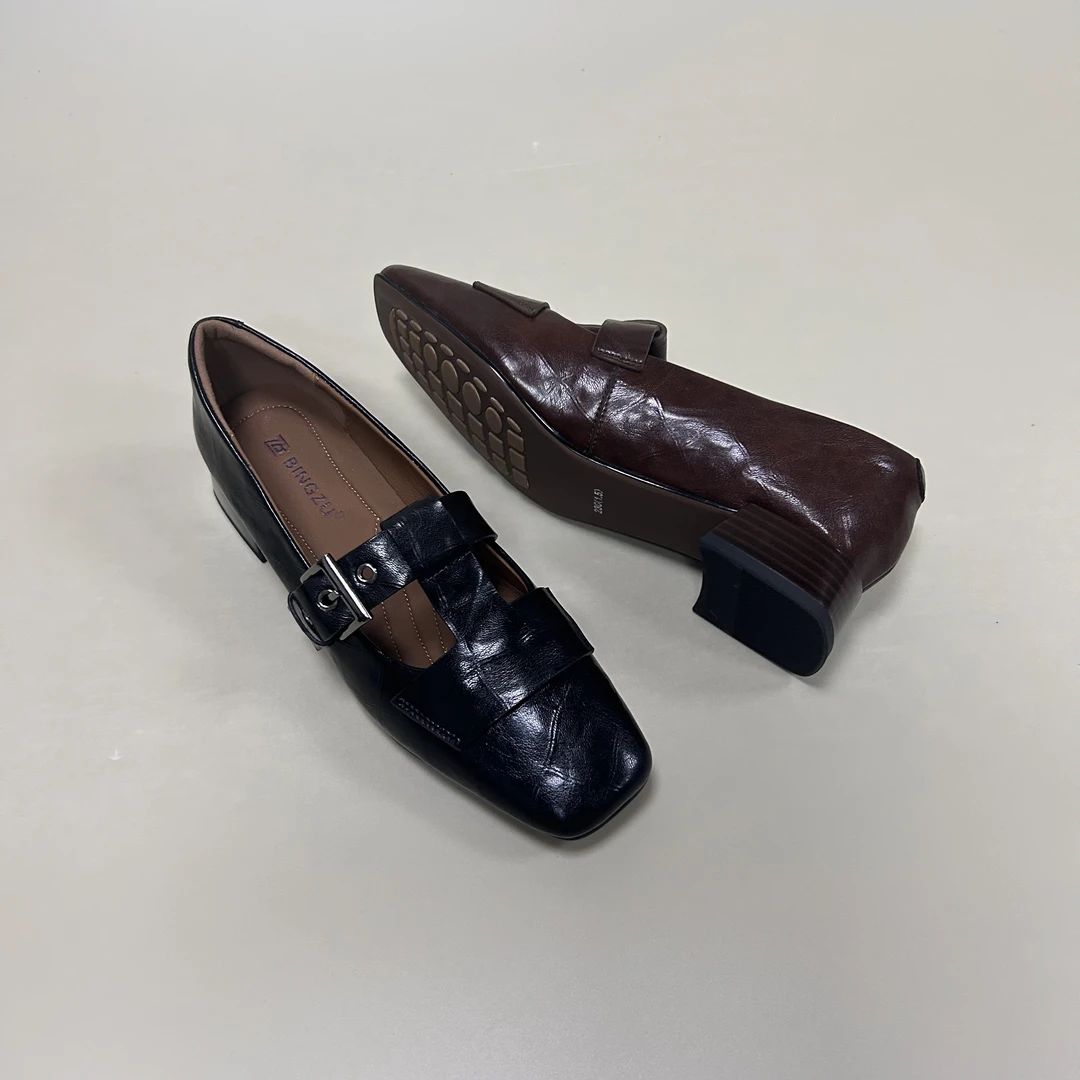 21598-2真皮时尚气质单鞋休闲女鞋百搭粗跟方头低跟鞋