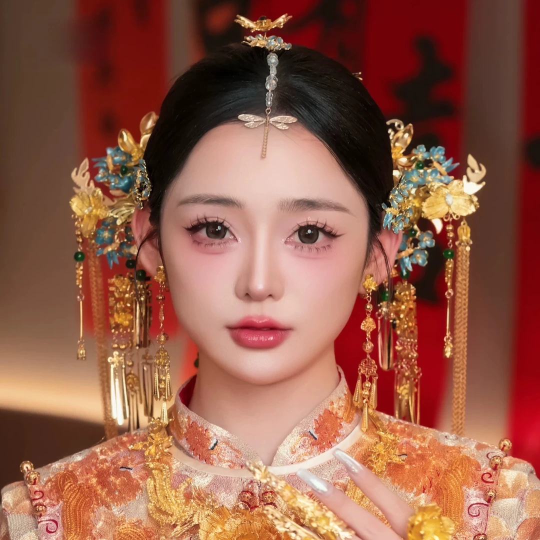 金蓝色秀禾新娘花朵头饰中式分体龙凤褂马面裙旗袍额饰眉心坠发饰