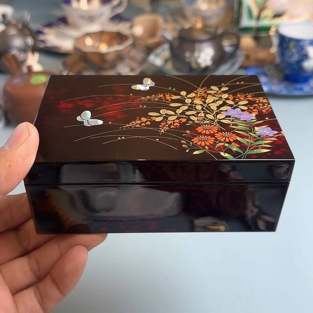 盖碗在一起就是要幸福快乐每