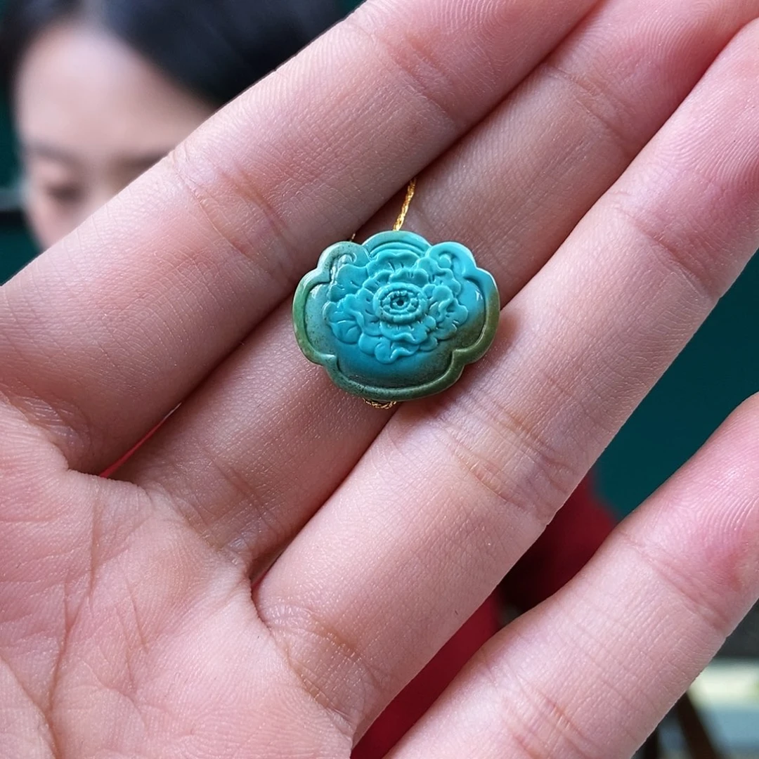 未镶嵌绿松石珠宝奇石