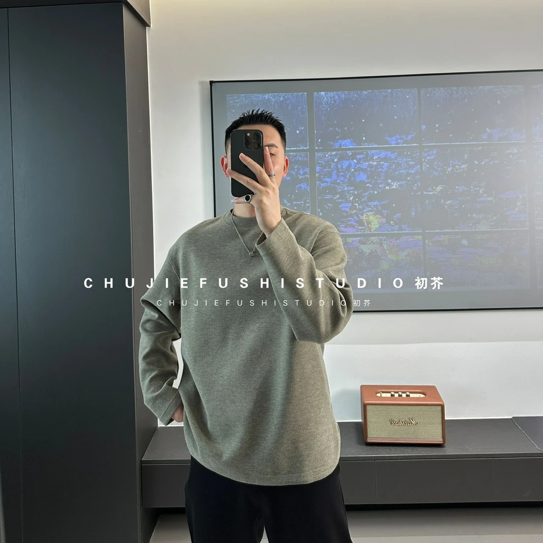 CHUJIE简约柔软舒适弧形小标休闲长袖秋冬百搭纯色加厚打底男