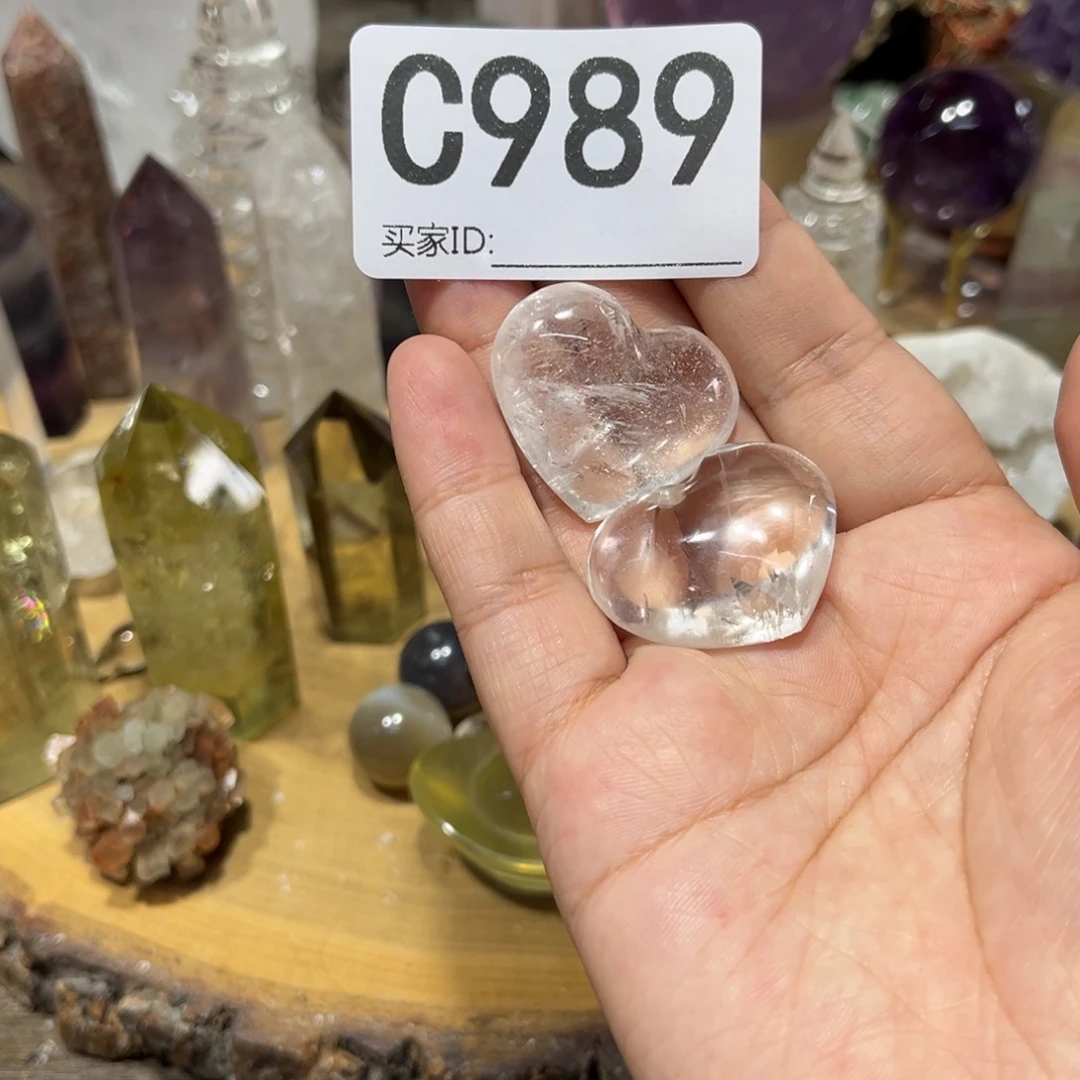 水晶珠宝半成品未镶嵌发两个