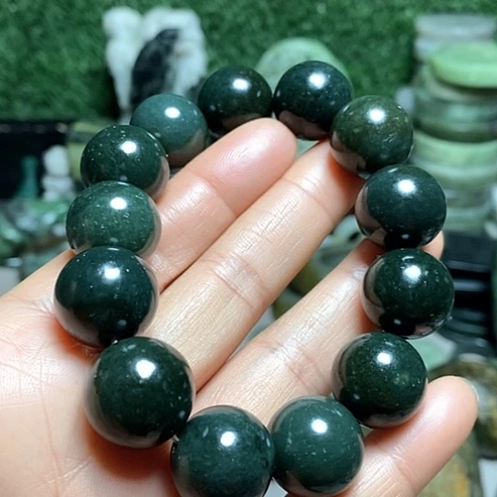 未镶嵌和田玉（糖玉）珠宝半成品