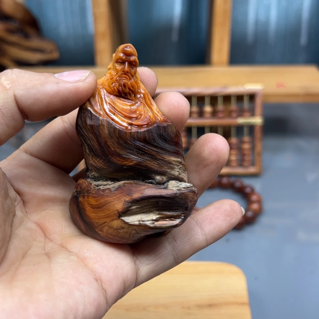 林***肆木崖柏木摆件手把件