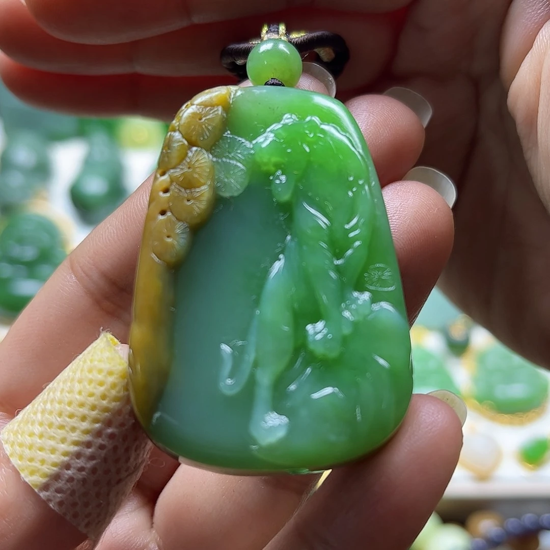 和田玉吊坠未镶嵌