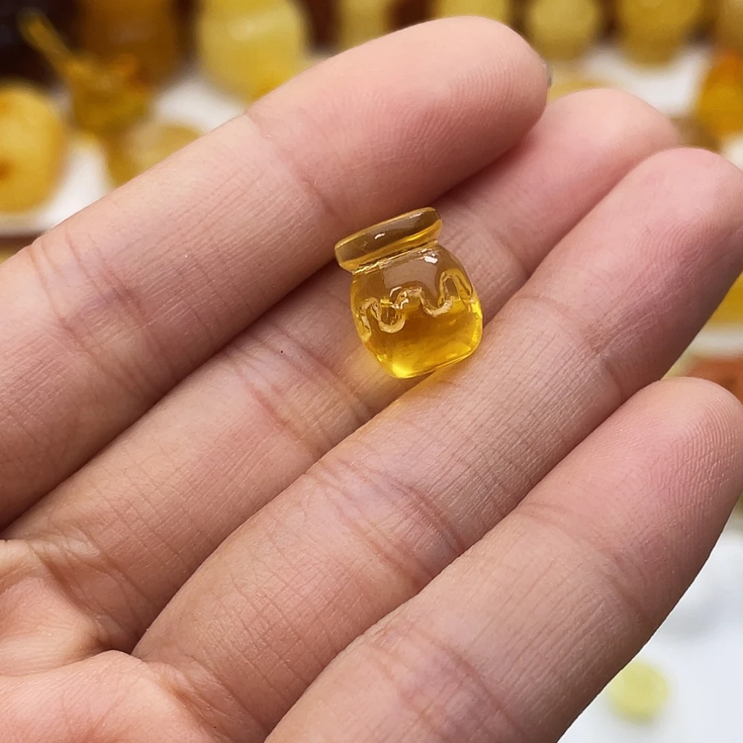 微***甲琥珀吊坠(不含链)未镶嵌