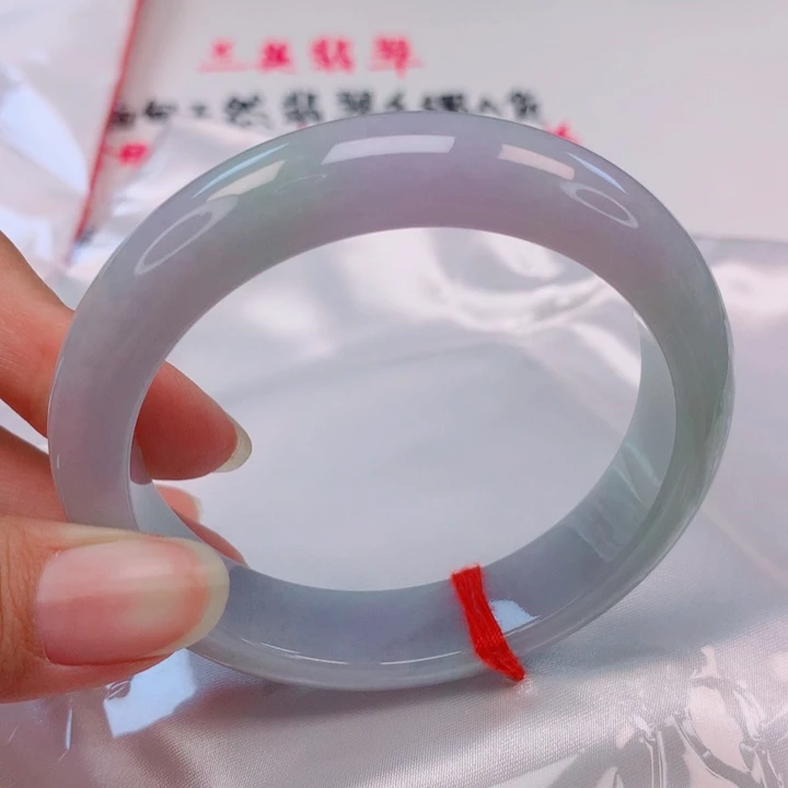 翡翠未镶嵌手镯57圈
