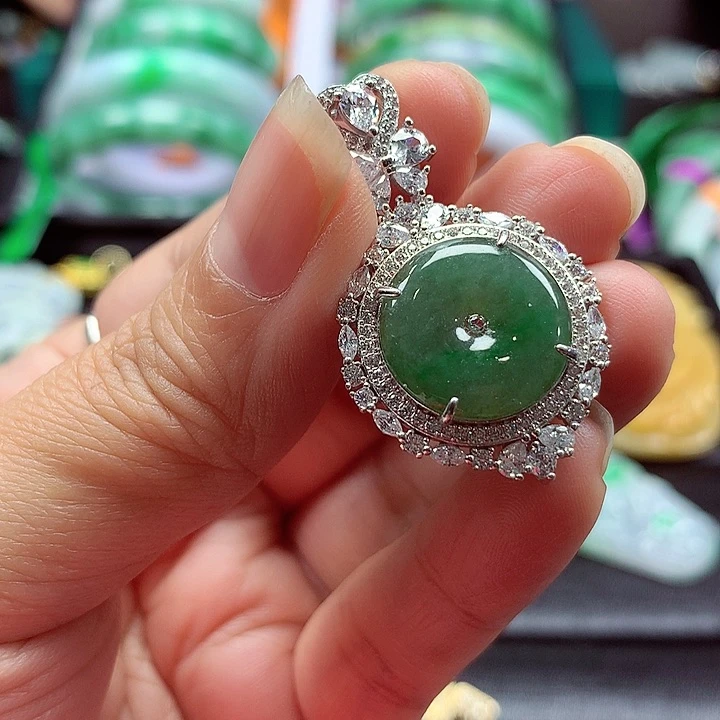 颈饰银S925镶嵌翡翠翡翠
