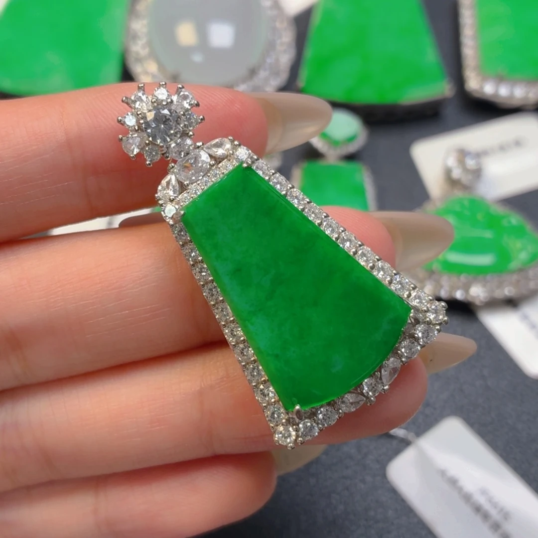 翡翠银S925镶嵌颈饰