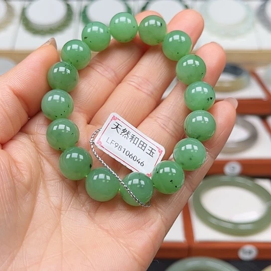 和田玉手串未镶嵌