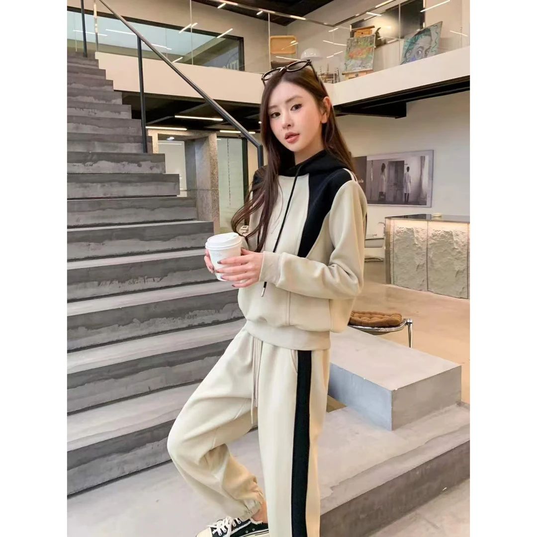 51A-015三色连帽套装春秋春秋运动减龄