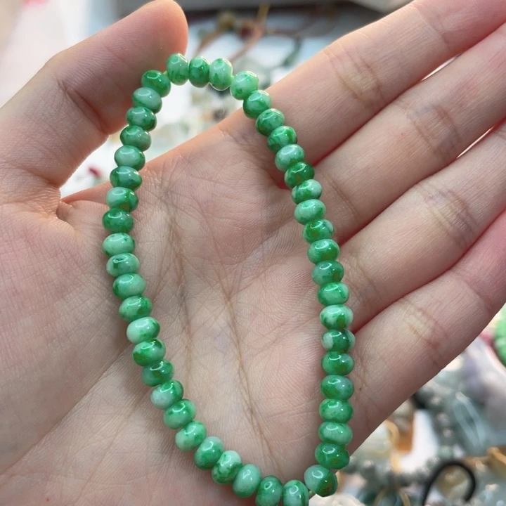 鱼***儿翡翠未镶嵌颈饰A货翡翠不退不换