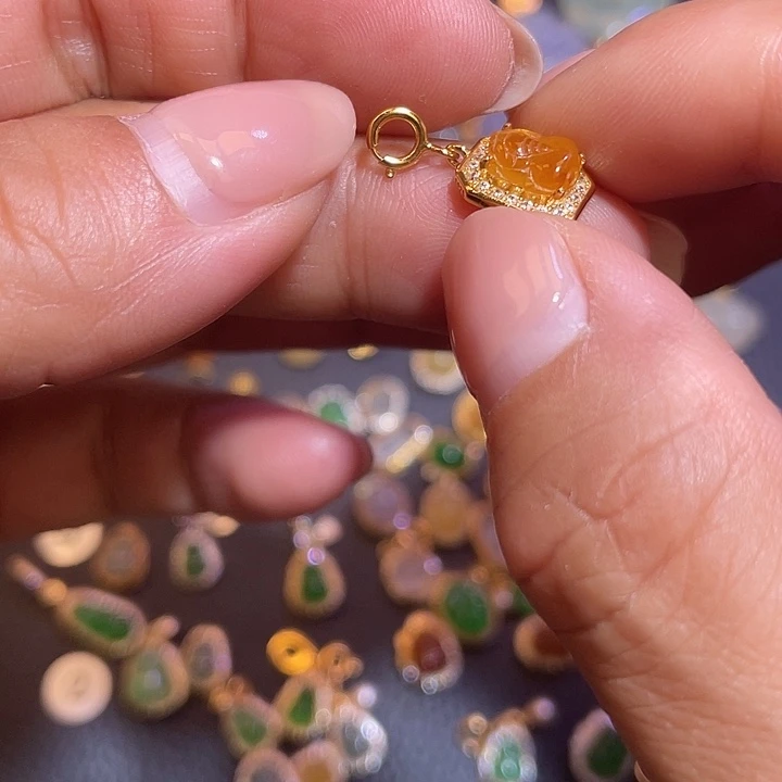 翡翠银S925镶嵌颈饰