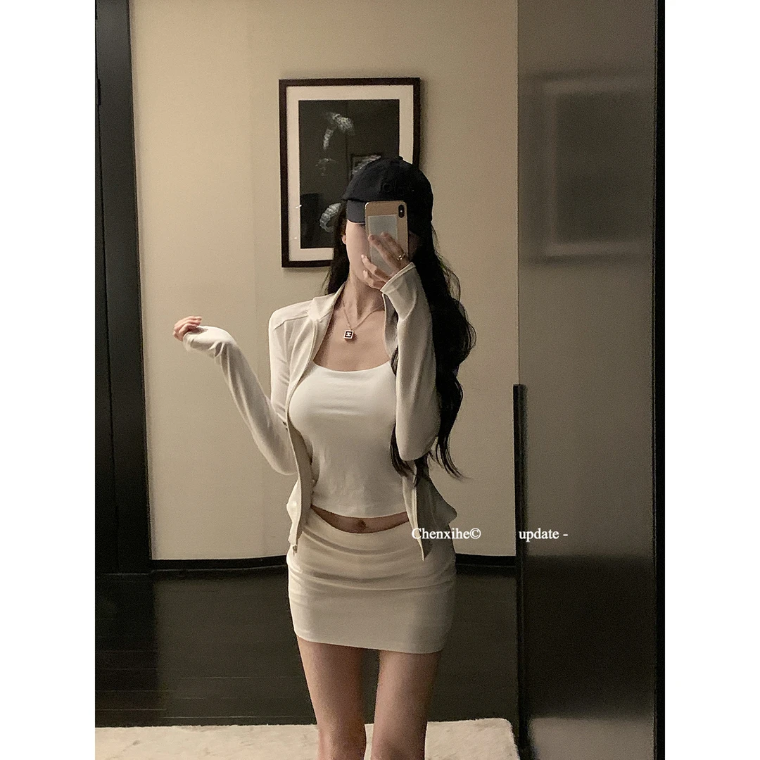 何晨曦 [超绝腰臀比]砂洗凉感套装修身运动上衣舒适半身裙 T1040A