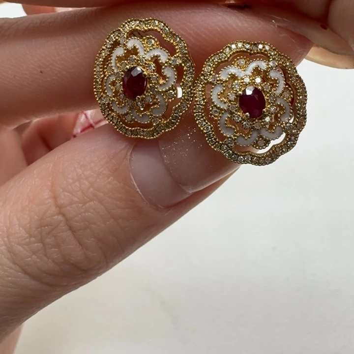 红宝石耳饰18K金镶嵌