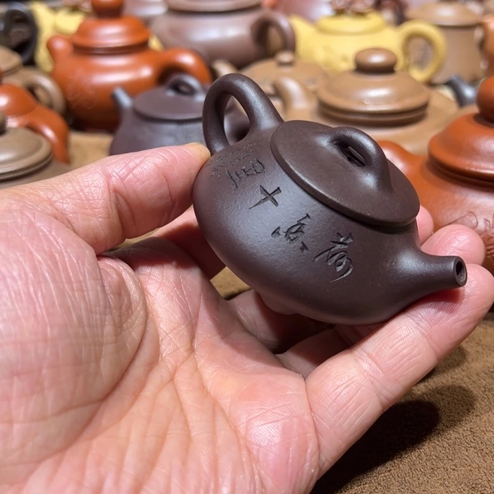 茶壶紫砂小*哥宜兴紫砂