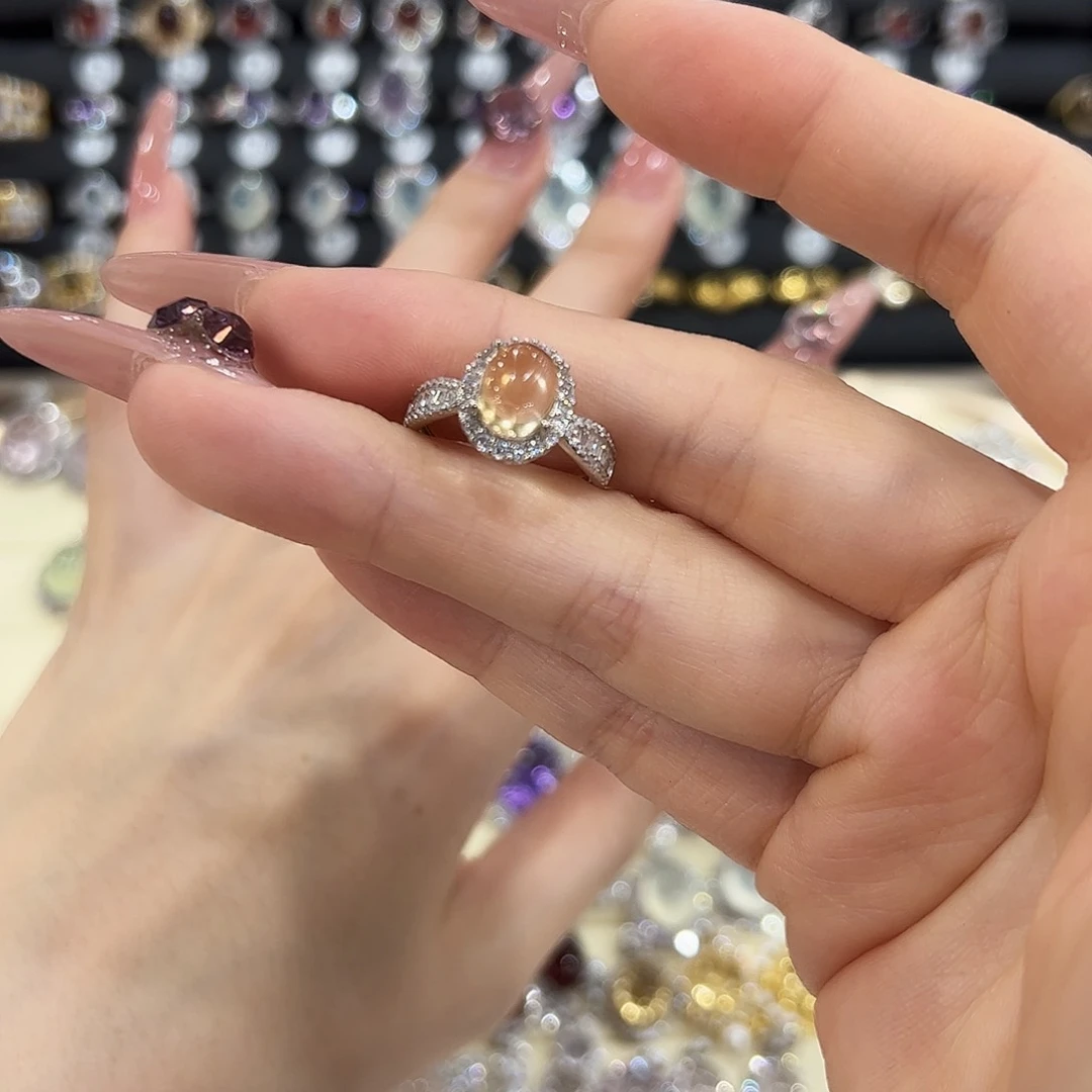 暖***她岫玉银S925镶嵌戒指