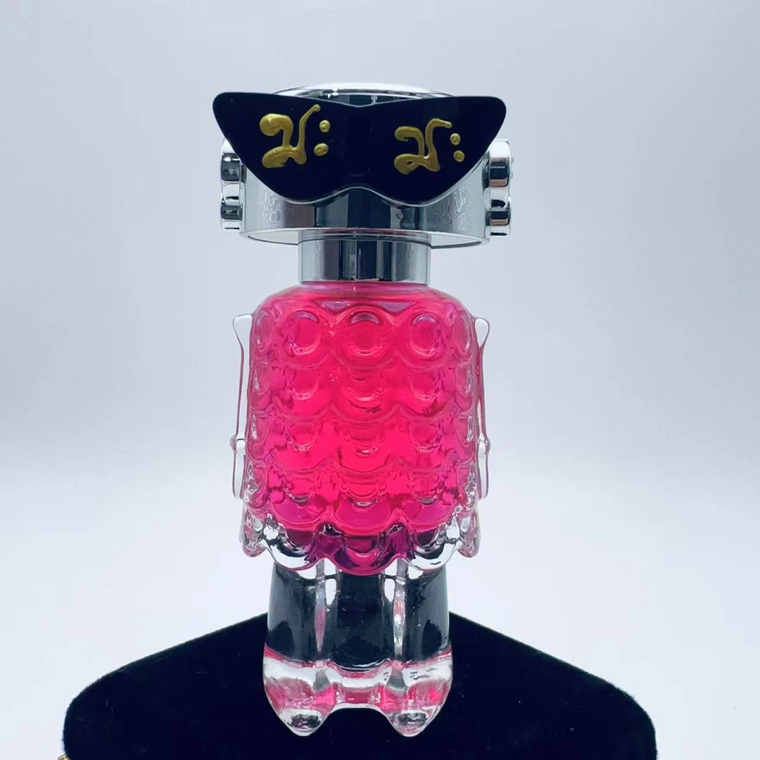 TG2011引你上身小香瓶摆件