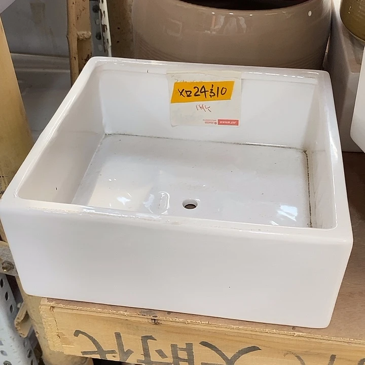 摆件陶盆有孔 瑕疵介意勿拍