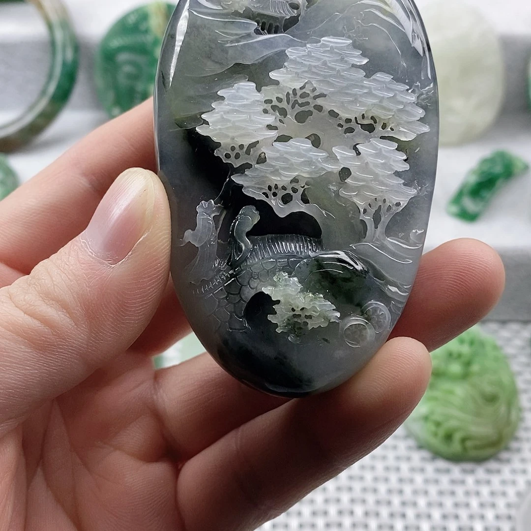 独山玉未镶嵌颈饰