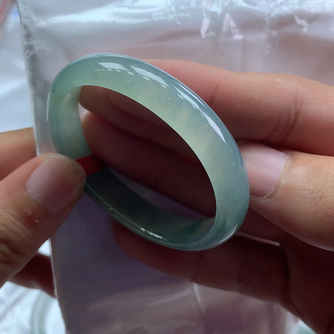 翡翠手镯未镶嵌50贵妃