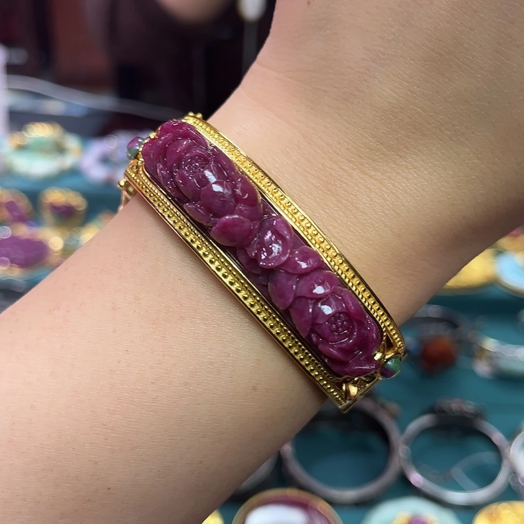 银S925镀金镶嵌红宝石手镯