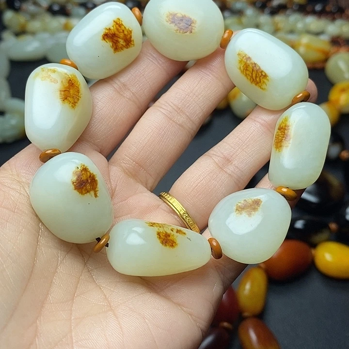 玩***蒙未镶嵌手链和田玉