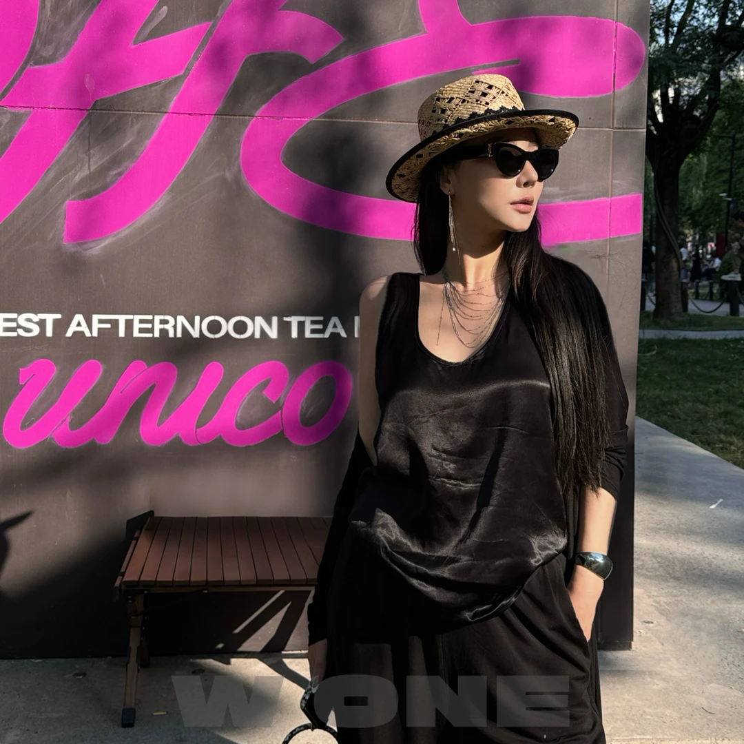 【W ONE】自制缎面超柔软凉皮背心宽松遮副乳