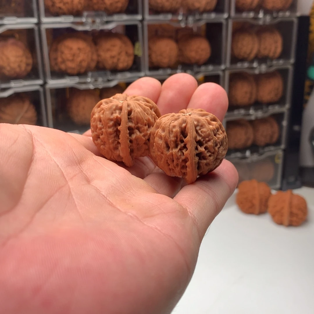 哈***品桃核吊坠雨花石丁字