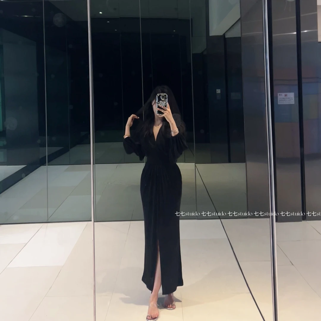 七七【御姐顶流】纯欲V领褶皱高腰显瘦遮肚子开叉连衣裙长裙女Q7007