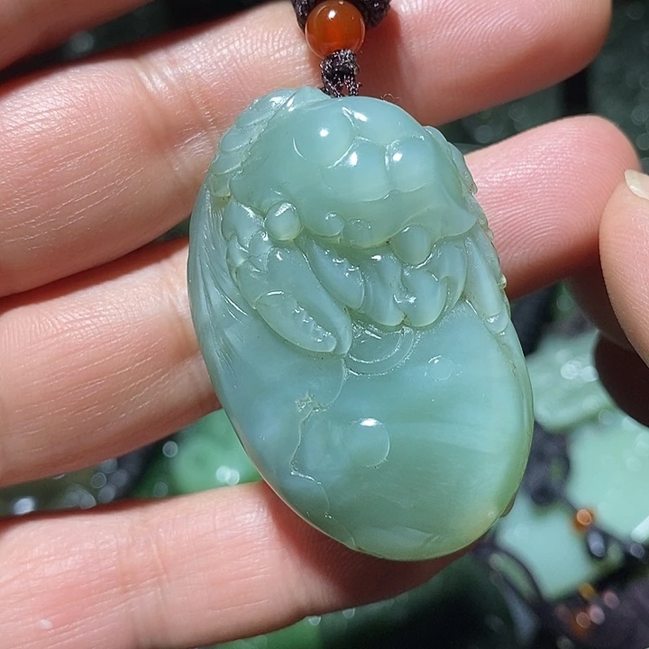 和田玉（糖玉）未镶嵌吊坠(不含链)