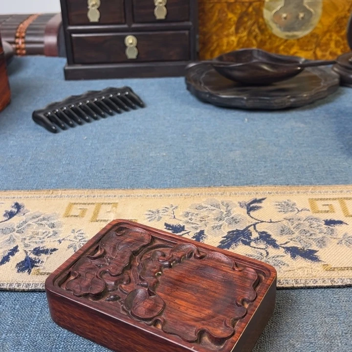 贡木毋*非洲小叶紫檀砚台