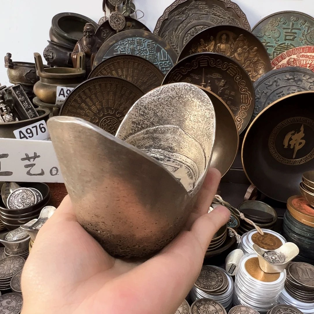 金属复古风格摆件